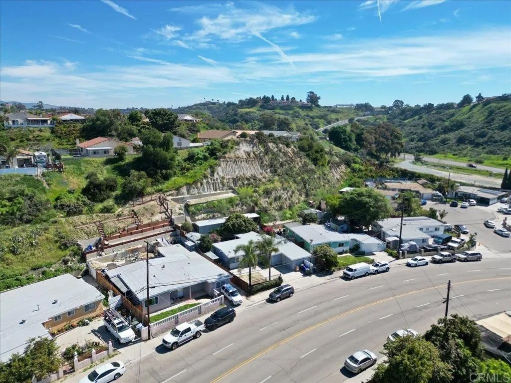 4126 E Plaza Boulevard