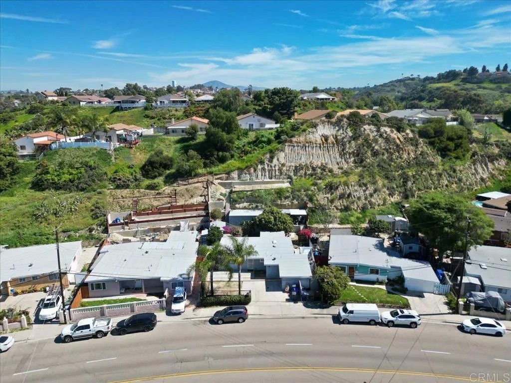 4126 E Plaza Boulevard