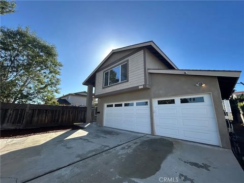 Photo of 2262 W 239th St, Torrance, CA 90501 (MLS # SB25240284)