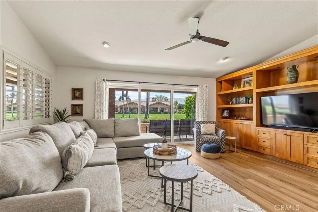 91 Camino Arroyo North