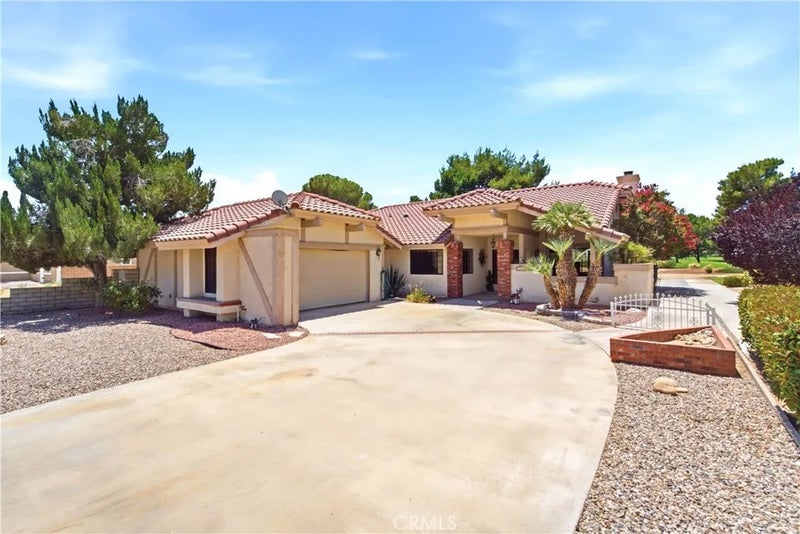 14779 Greenbriar