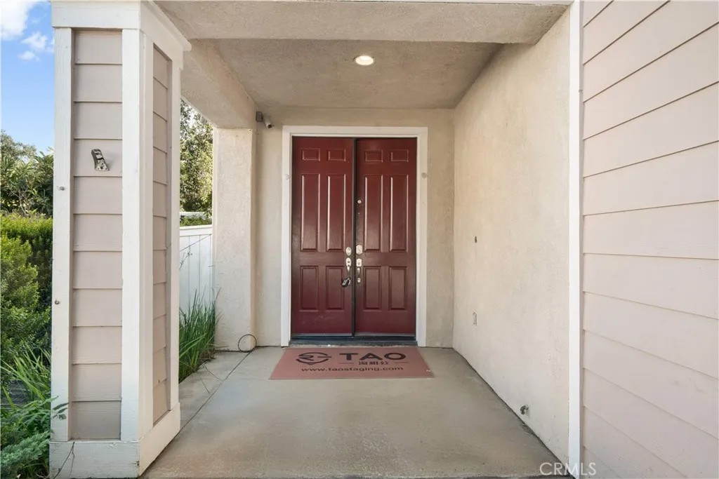 3271 Willow Hollow Road