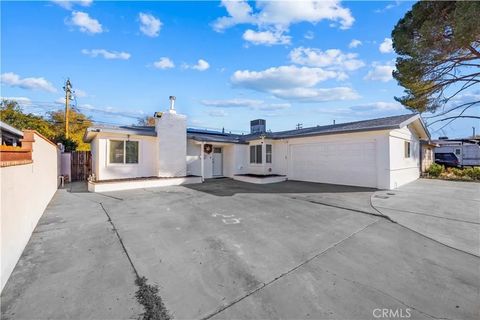 Tiny photo for 45026 16th St, Lancaster, CA 93534 (MLS # SR25275129)