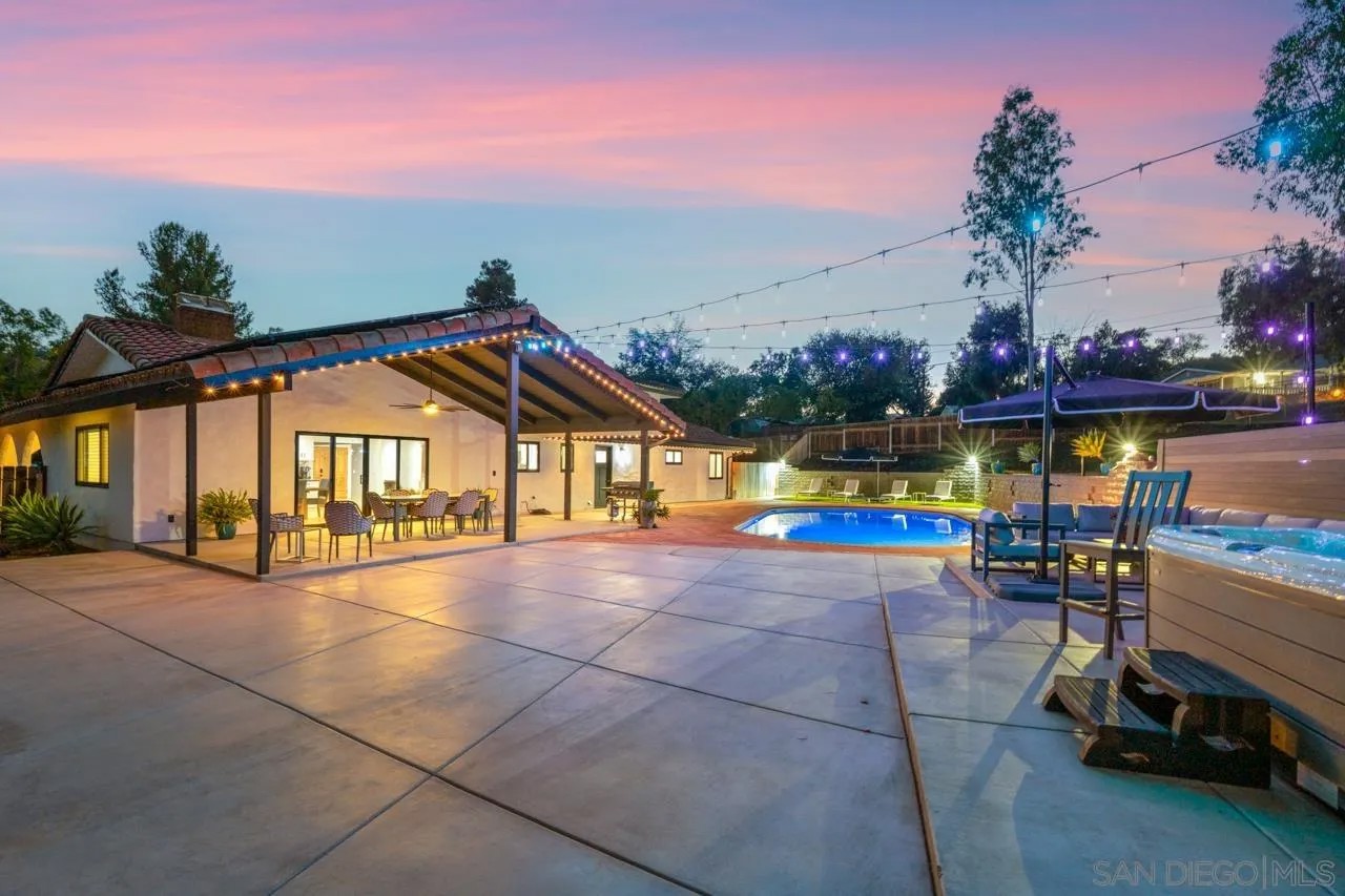 11410 Manzanita Road