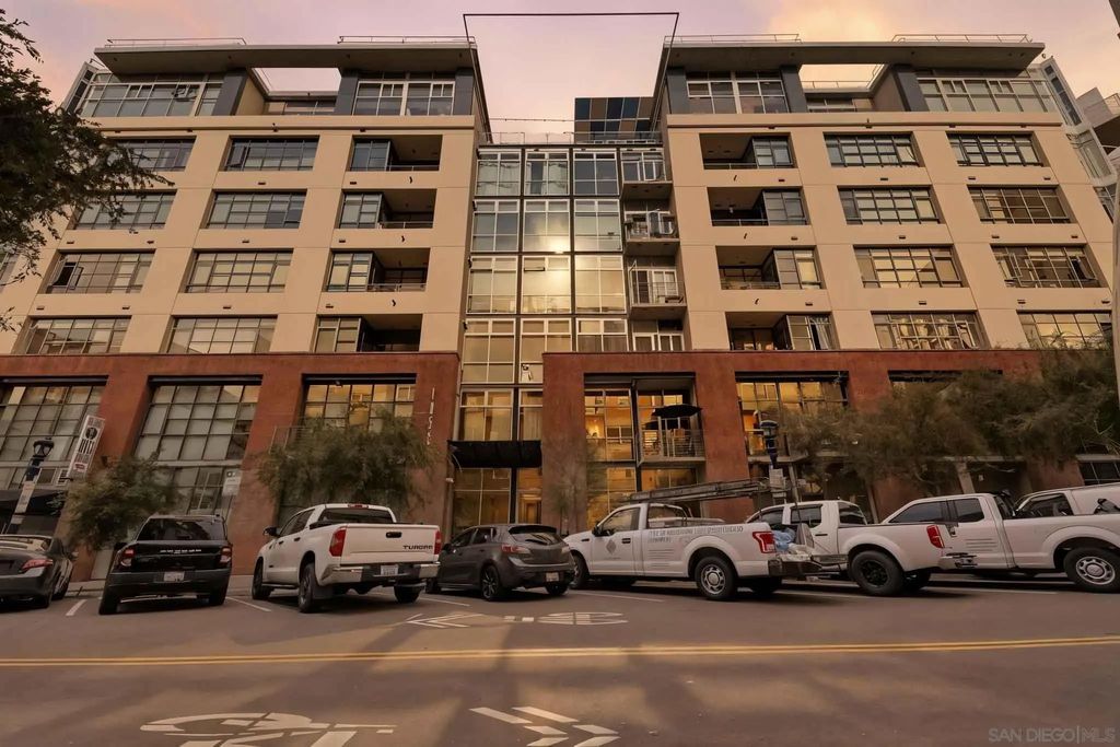 Photo of 1050 Island Ave #422, San Diego, CA 92101 (MLS # 250045229)