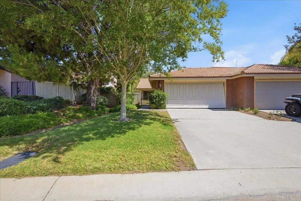 Photo of 4308 Los Padres Dr, Fallbrook, CA 92028 (MLS # NDP2607105)