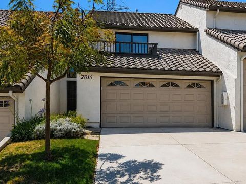 Photo of 7015 Goldenrod Way, Carlsbad, CA 92011 (MLS # NDP2604378)