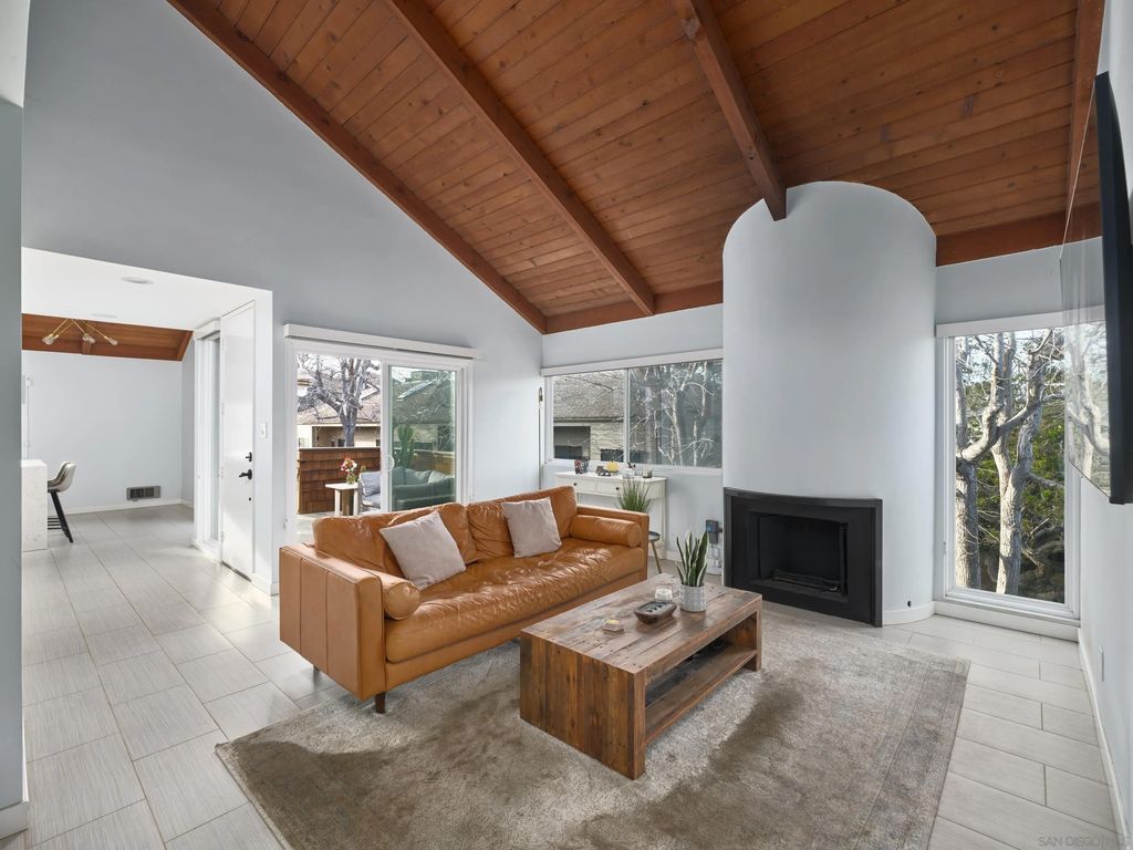 Photo of 325 S Sierra Ave #20, Solana Beach, CA 92075 (MLS # 260004736)