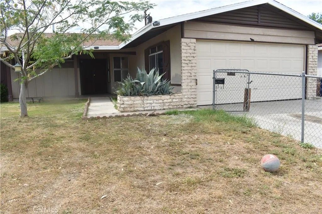 Photo of 37929 Rudall Ave, Palmdale, CA 93550 (MLS # SR26071553)