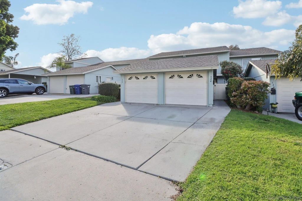Photo of 324 Countrywood Ln, Encinitas, CA 92024 (MLS # 260004118)