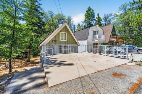 Tiny photo for 2418 Fir DR, Running Springs, CA 92382 (MLS # RS26165111)