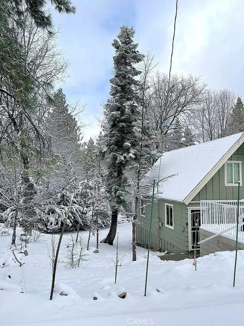 Tiny photo for 2418 Fir DR, Running Springs, CA 92382 (MLS # RS26165111)