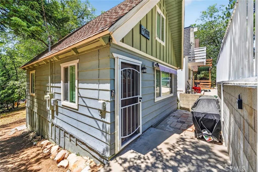 Photo of 2418 Fir DR, Running Springs, CA 92382 (MLS # RS26165111)