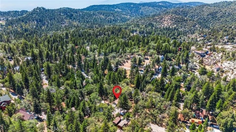 Tiny photo for 2418 Fir DR, Running Springs, CA 92382 (MLS # RS26165111)