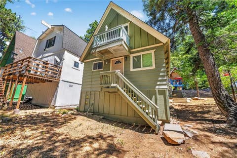 Tiny photo for 2418 Fir DR, Running Springs, CA 92382 (MLS # RS26165111)