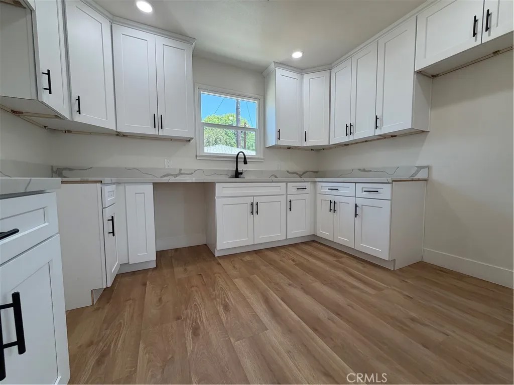 838 W 23rd