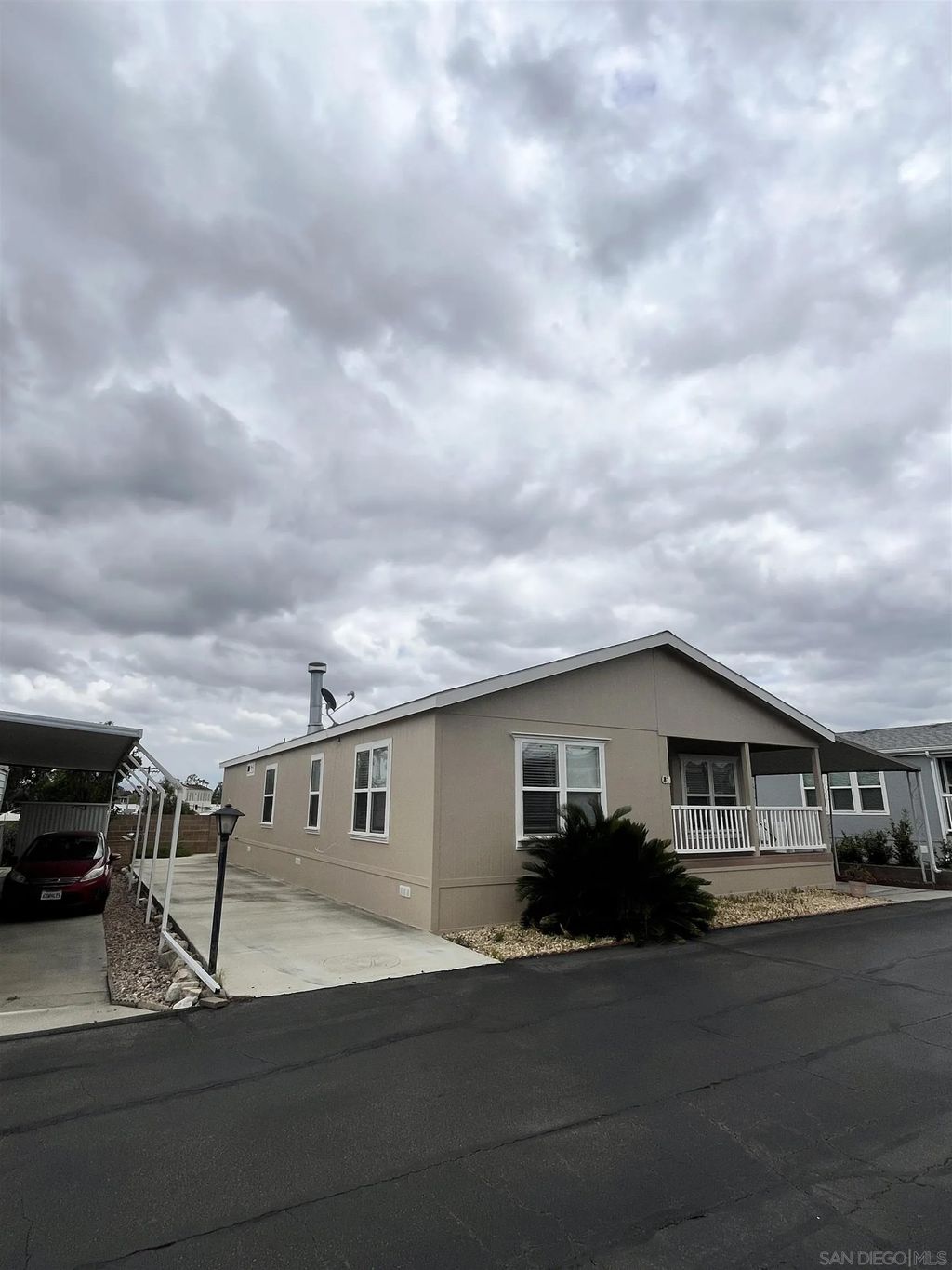 Photo of 1219 E Barham Dr #SPC 81, San Marcos, CA 92078 (MLS # 260016477)