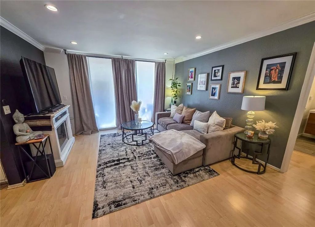 Photo of 5429 Newcastle Avenue #211, Encino, CA 91316 (MLS # FR26078511)