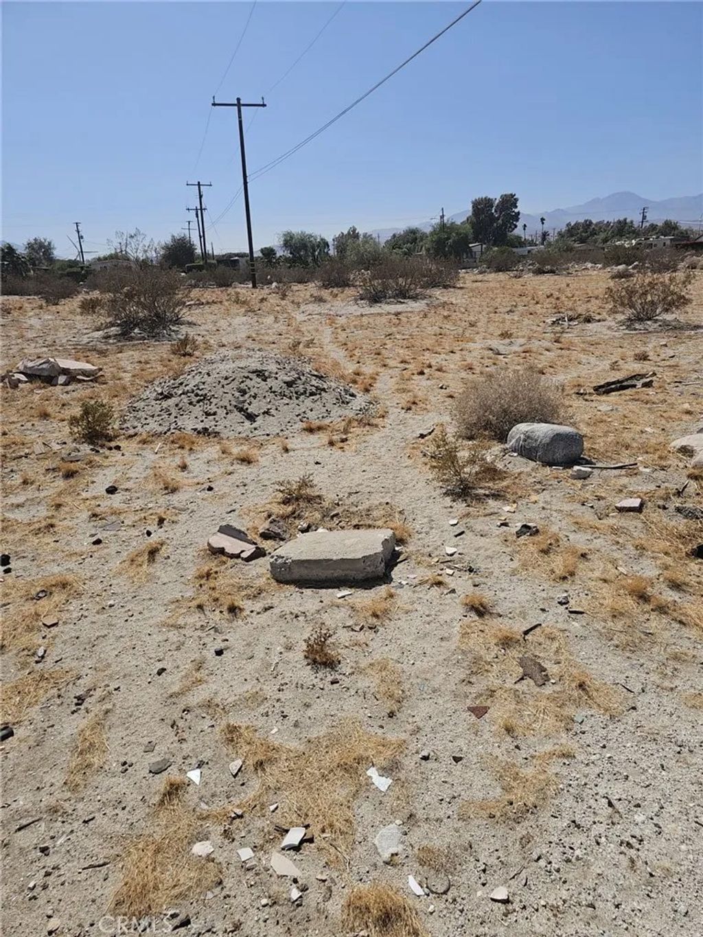 Photo of 1 Louise, Desert Hot Springs, CA 92241 (MLS # FR25179259)