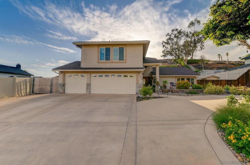 1734 Treseder Cir