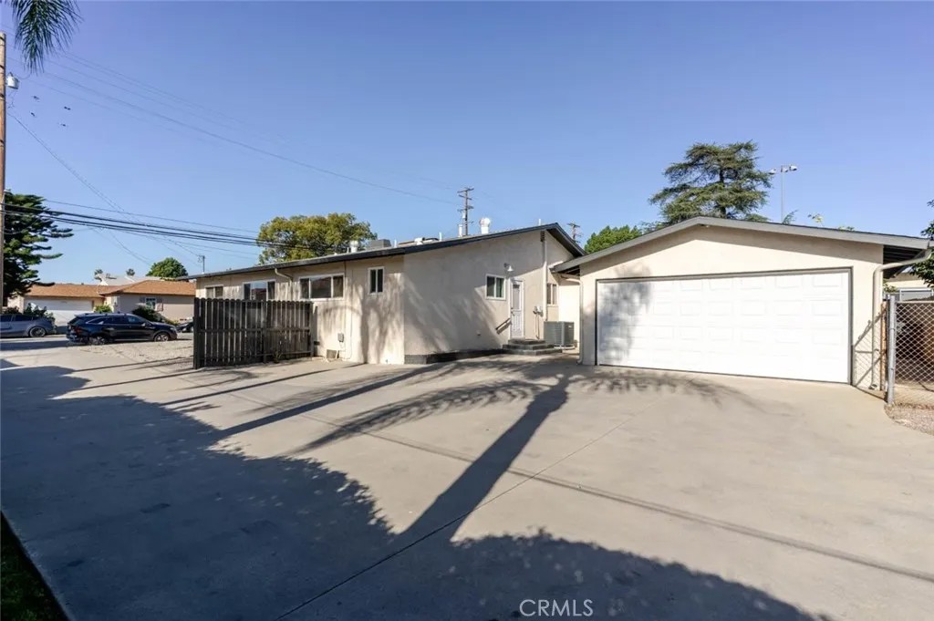 6216 Oak