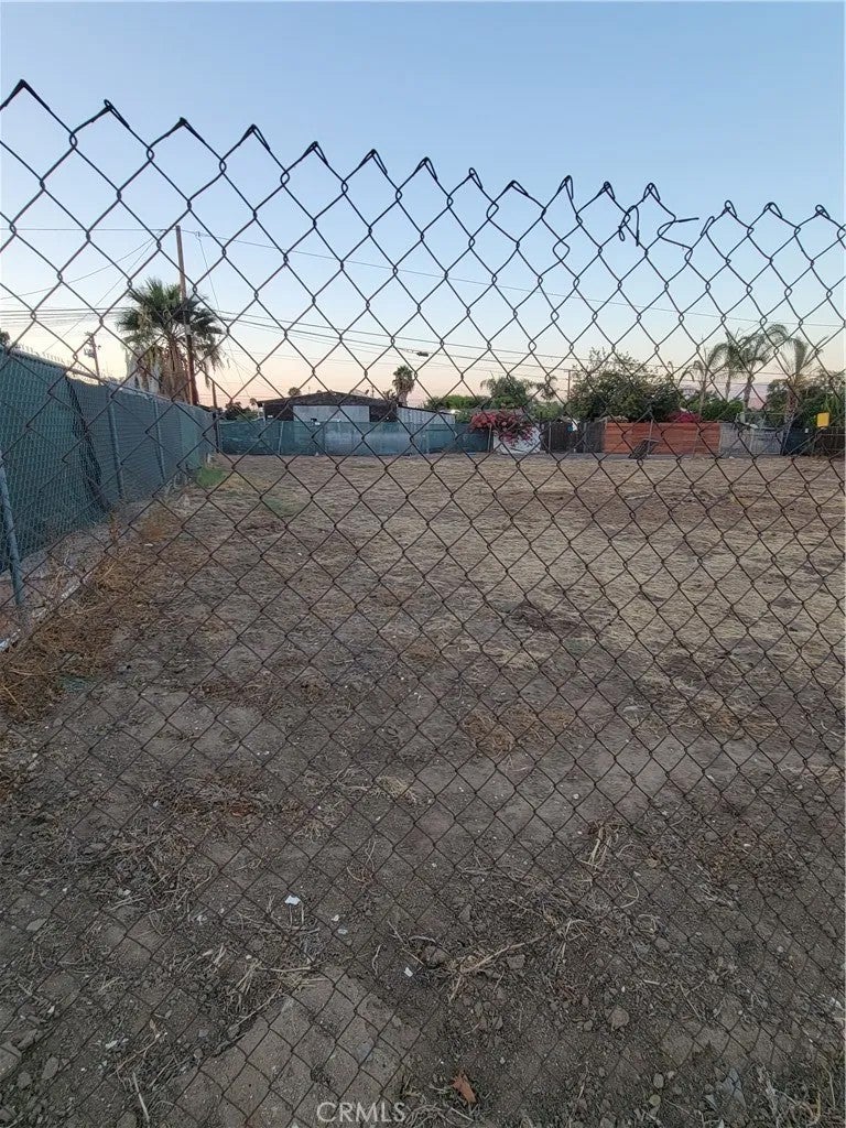 0 W 4th St
