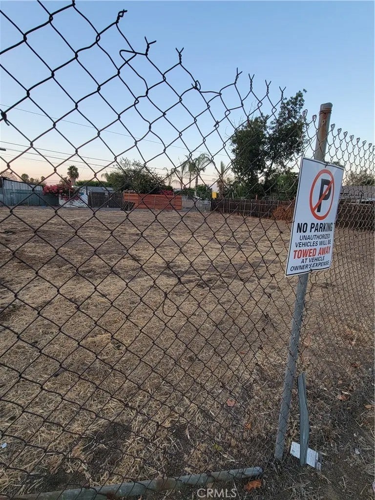 0 W 4th St
