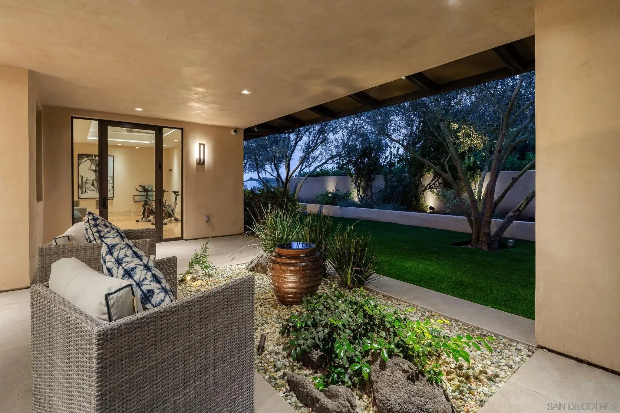 La Jolla, California 92037, United States, 6 Bedrooms Bedrooms, ,6 BathroomsBathrooms,Residential,Active,152086