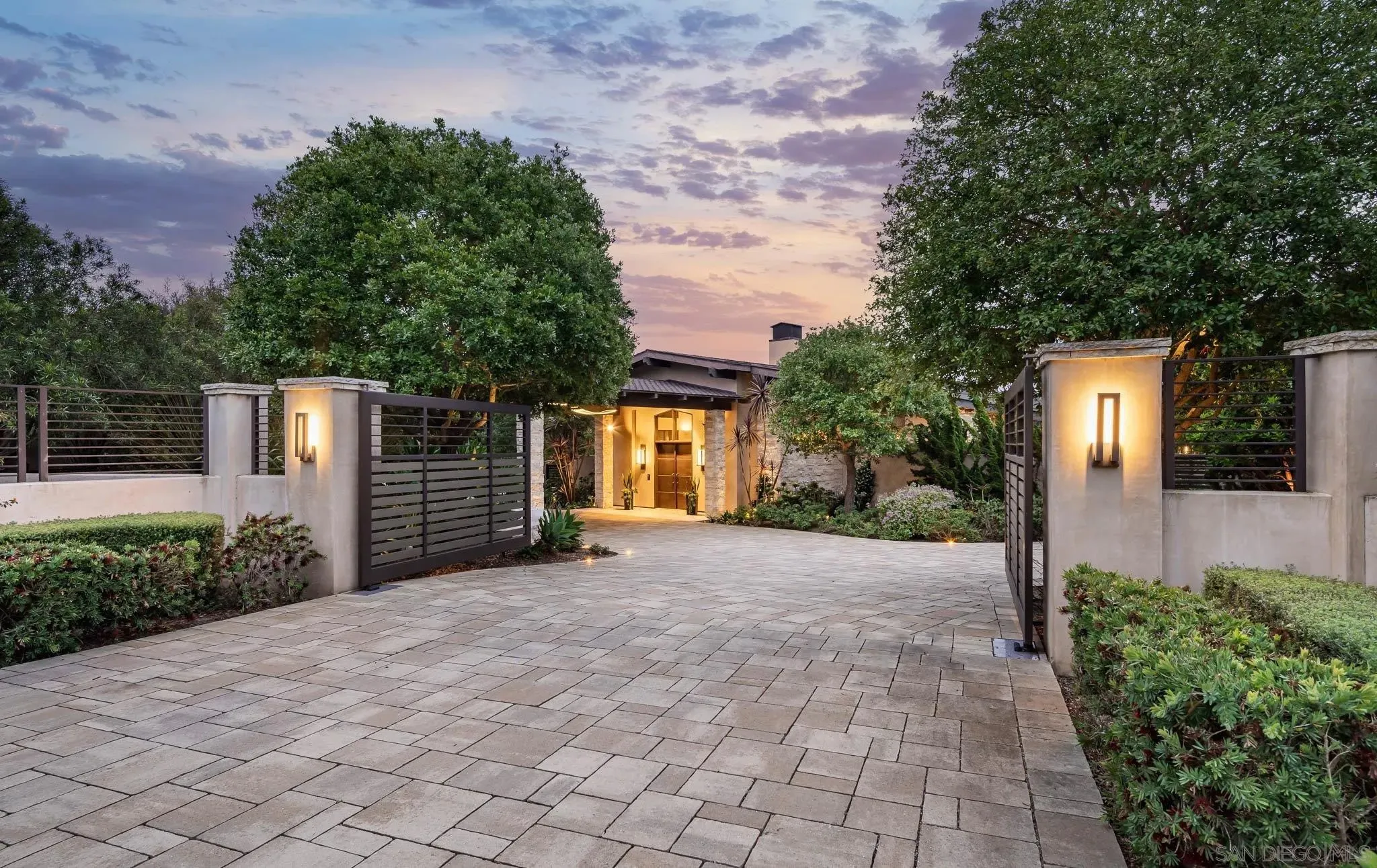 La Jolla, California 92037, United States, 6 Bedrooms Bedrooms, ,6 BathroomsBathrooms,Residential,Active,152086