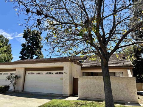 Photo of 830 Cinnamon Ct, Chula Vista, CA 91910 (MLS # 260010417)