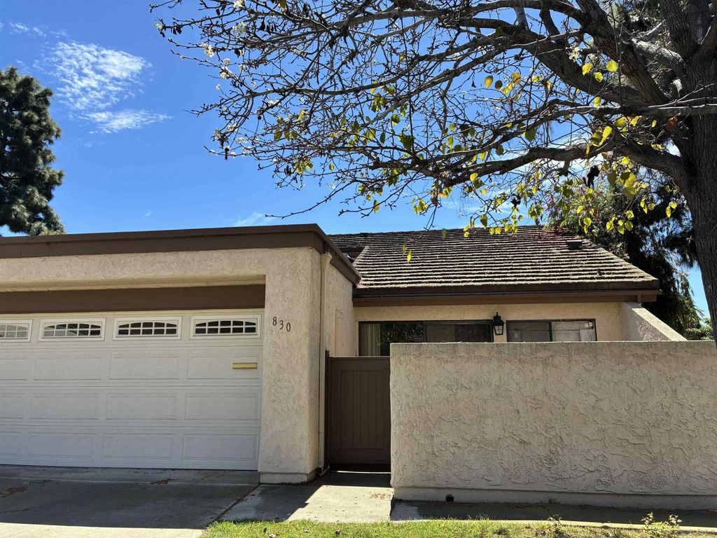 Photo of 830 Cinnamon Ct, Chula Vista, CA 91910 (MLS # 260010417)