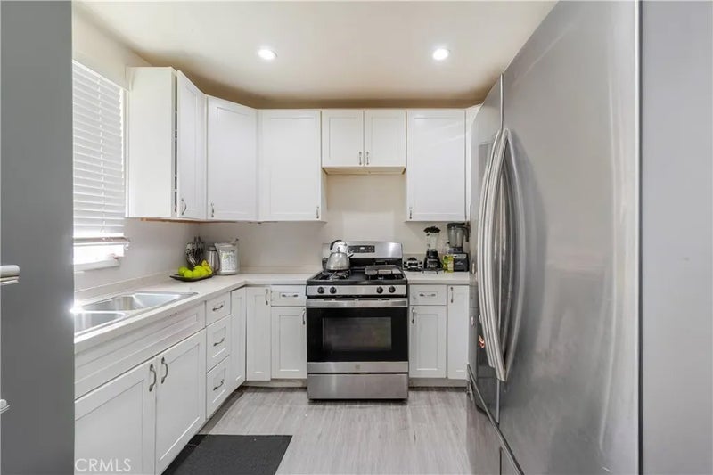 421 E 65th