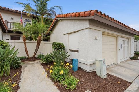 Photo of 957 Fir Tree Pl, Carlsbad, CA 92011 (MLS # 260012199)