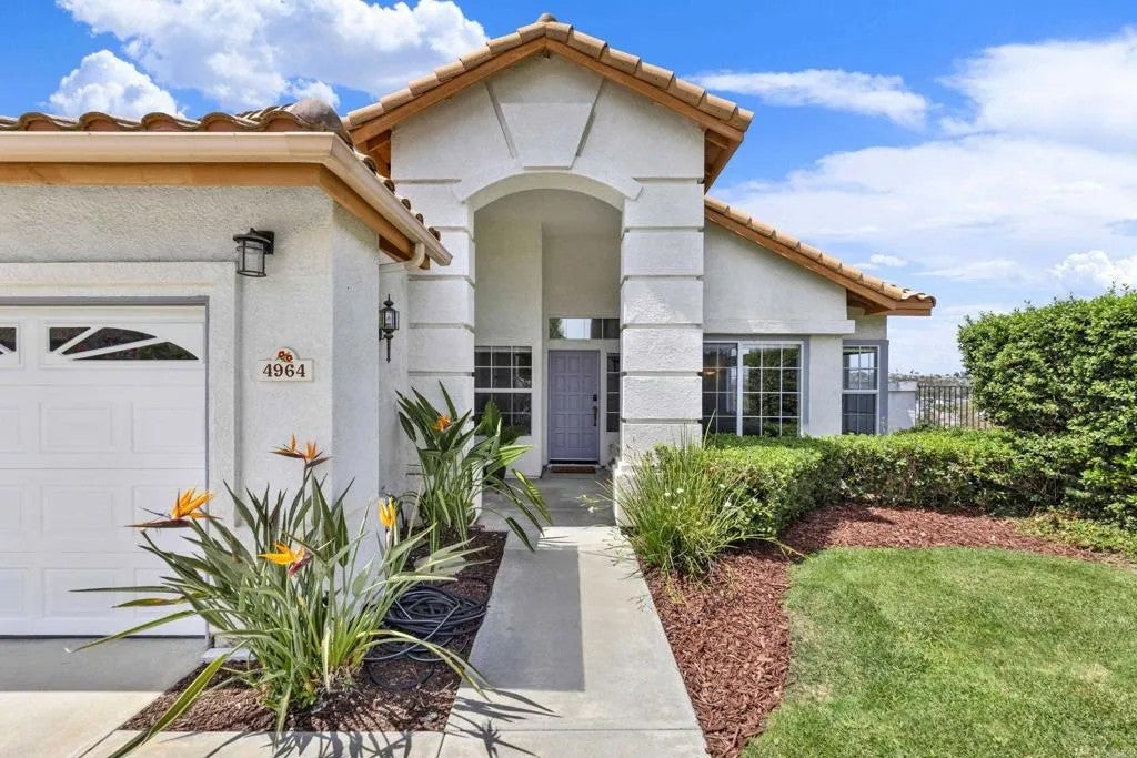 4964 Skyhawk Way