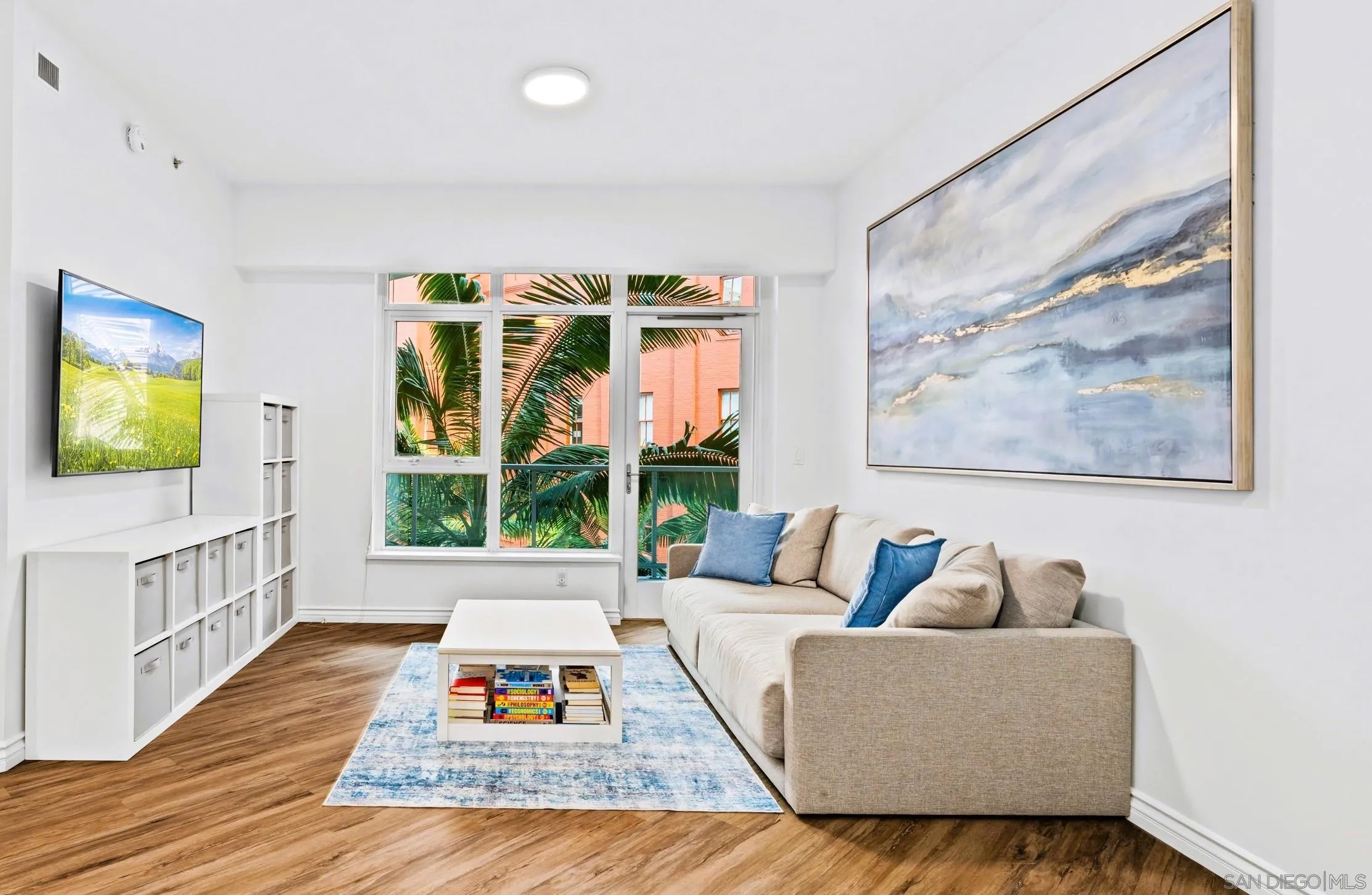 1431 Pacific Highway 519