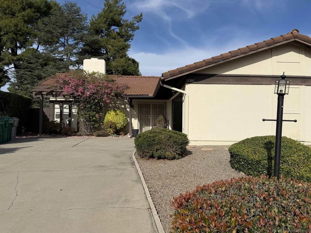 Photo of 12388 Grandee Court, San Diego, CA 92128 (MLS # 260004516)