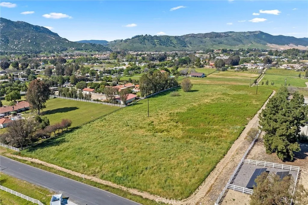 0 E Vallejo Ave.