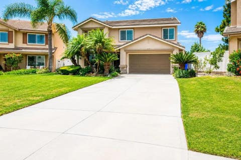 Photo of 421 Lexington Circle, Oceanside, CA 92057 (MLS # NDP2607756)