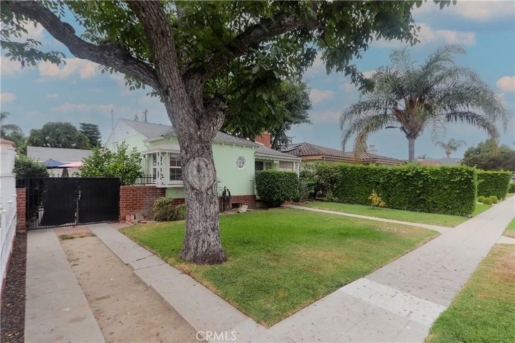Photo of 7820 7th St, Downey, CA 90241 (MLS # DW26027845)