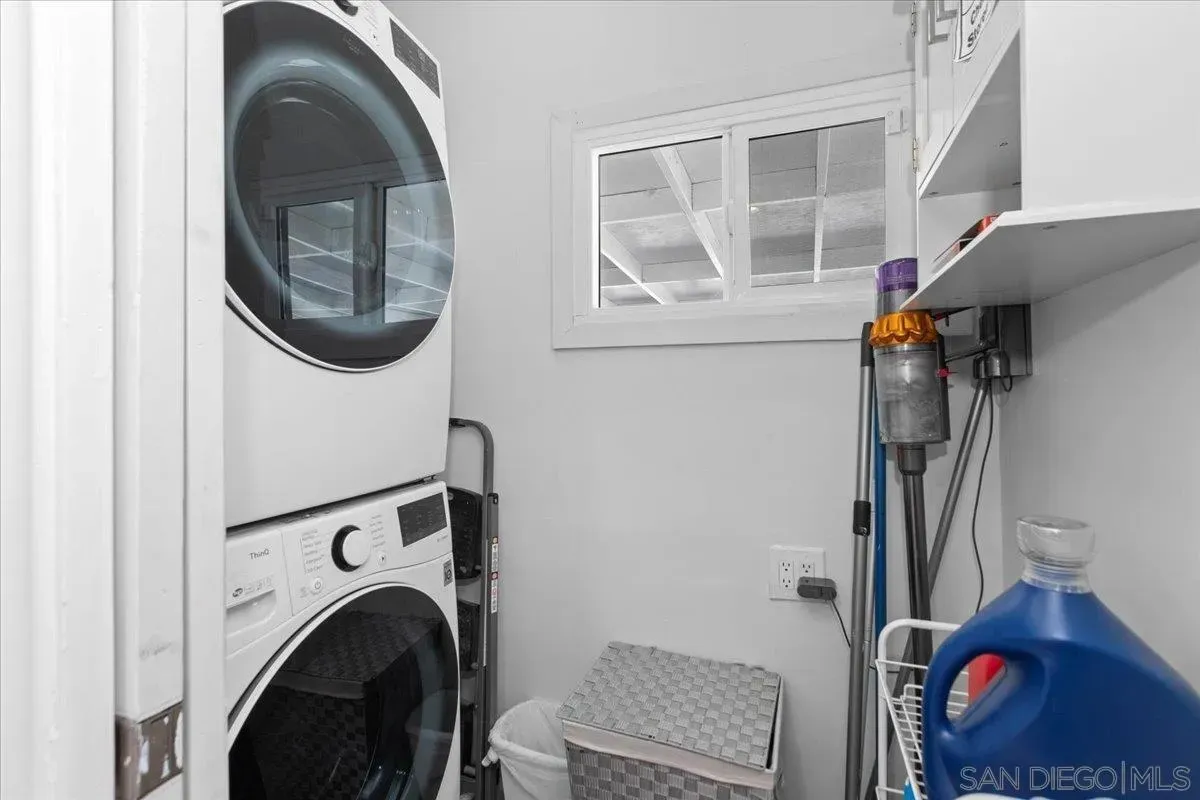 National City, California 91950, United States, 3 Bedrooms Bedrooms, ,1 BathroomBathrooms,Residential,Active,183428