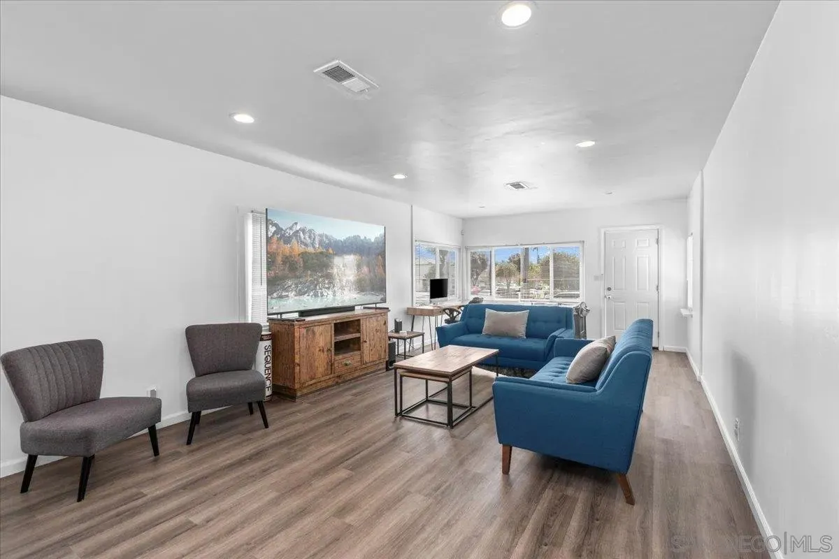 National City, California 91950, United States, 3 Bedrooms Bedrooms, ,1 BathroomBathrooms,Residential,Active,183428