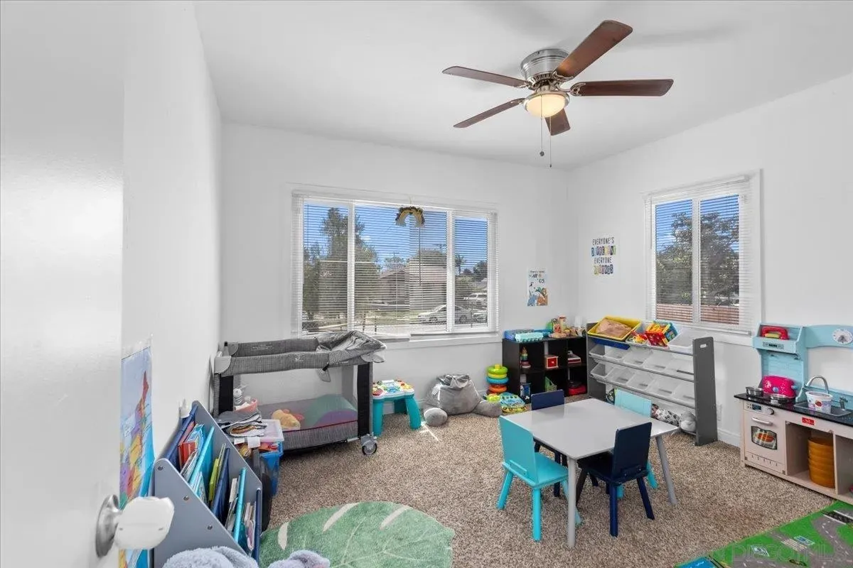 National City, California 91950, United States, 3 Bedrooms Bedrooms, ,1 BathroomBathrooms,Residential,Active,183428