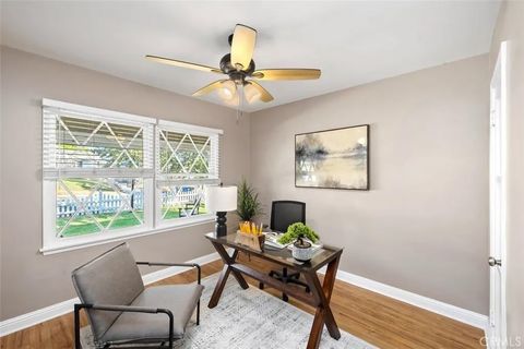 Tiny photo for 2755 N Lincoln Street, Burbank, CA 91504 (MLS # SR25234331)