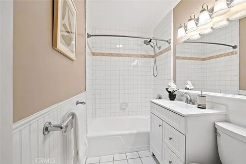 Tiny photo for 2755 N Lincoln Street, Burbank, CA 91504 (MLS # SR25234331)