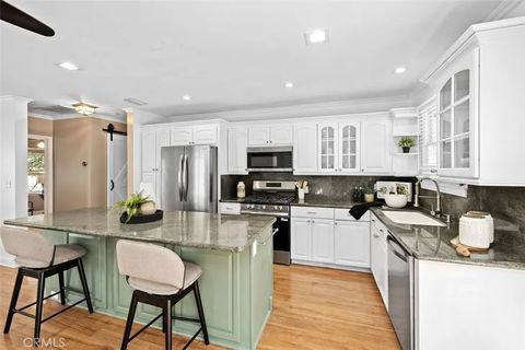 Tiny photo for 2755 N Lincoln Street, Burbank, CA 91504 (MLS # SR25234331)