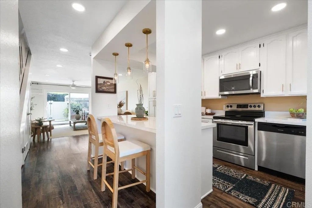 Photo of 328 Winsome Place, Encinitas, CA 92024 (MLS # NDP2608128)