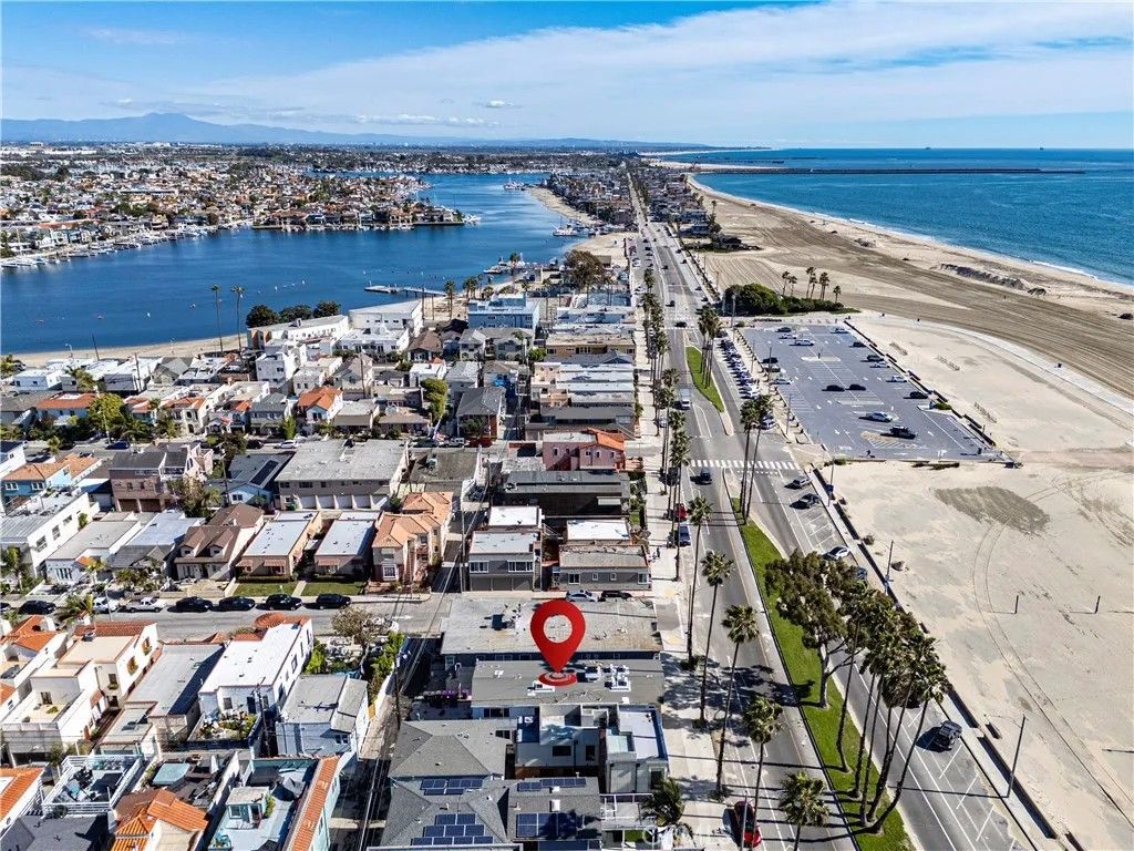 Photo of 5339 E Ocean Blvd #E, Long Beach, CA 90803 (MLS # PW26058325)