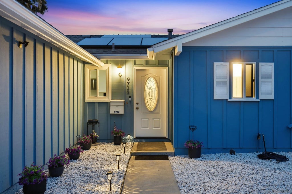 Photo of 9713 Dragoye Dr, Santee, CA 92071 (MLS # 260025941)