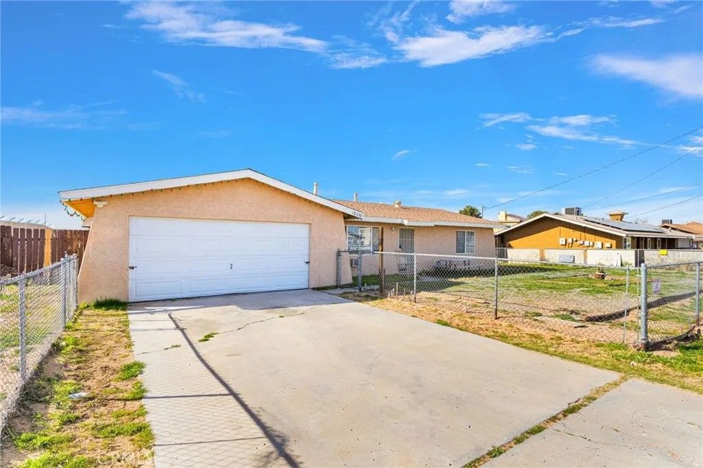 Photo of 18350 Jonathan St, Adelanto, CA 92301 (MLS # HD26019865)