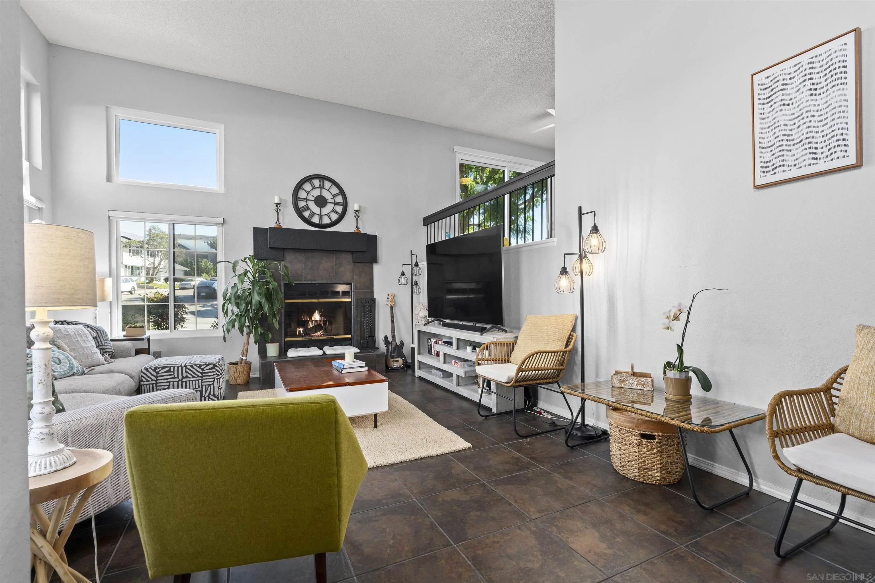 8896 Highwood Dr C